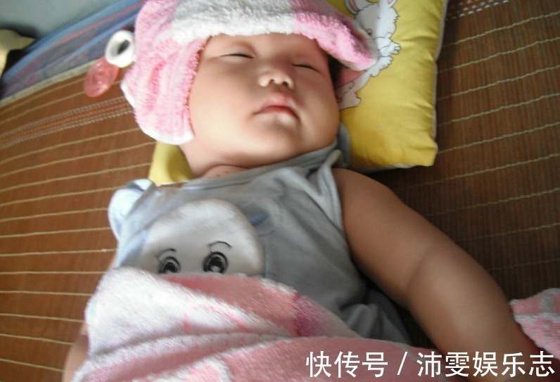 积食|积食原因不只是吃多,儿科医生2种早餐再喂,会“拖垮”脾胃