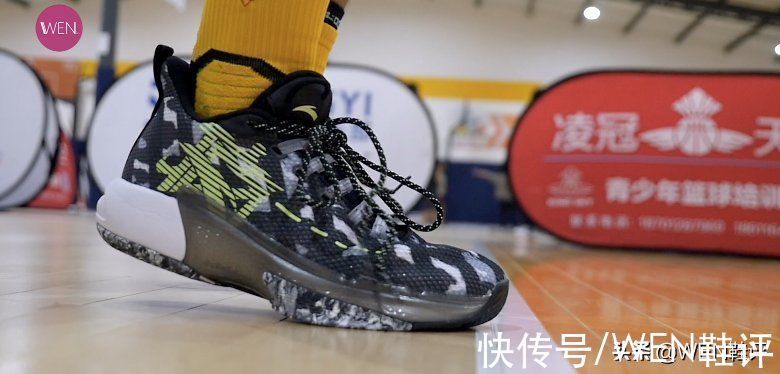 后跟 有火影联名才二百,透气耐磨的进击3能成为实战好鞋么?