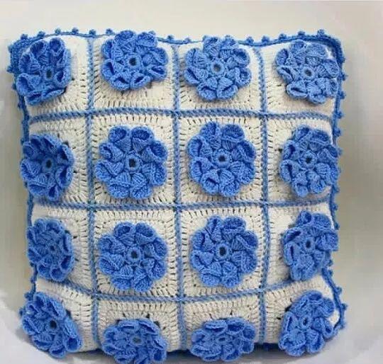 零线太多别浪费,试试钩一钩拼花抱枕,在家非常好用!附图解