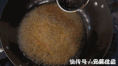 红烧肉|炒糖色,先放冰糖就错了,多做1步,糖色红亮诱人,不发黑不发苦