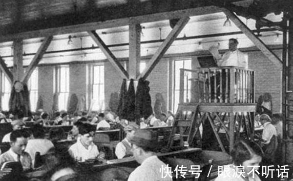路灯|5种以前很重要但现已消失的职业，个个奇葩，第二种只有小孩能做