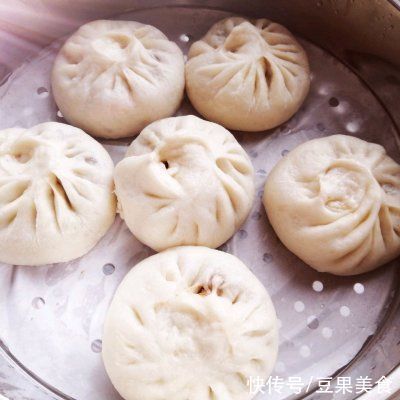 胆固醇|#巨下饭的家常菜#香辣茄子大包子