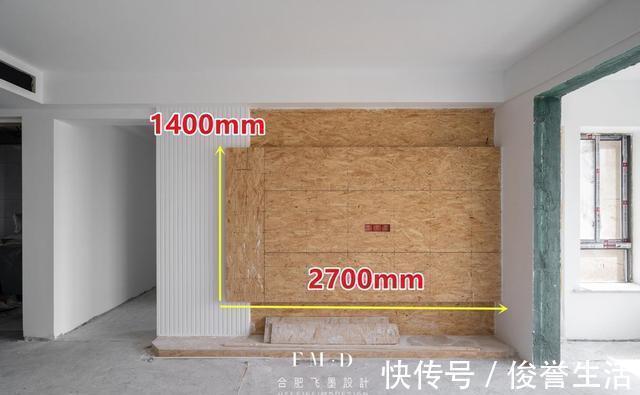 石材|我家电视墙好看，那是下了功夫的！欧松板凸出10公分挂石材，耐看