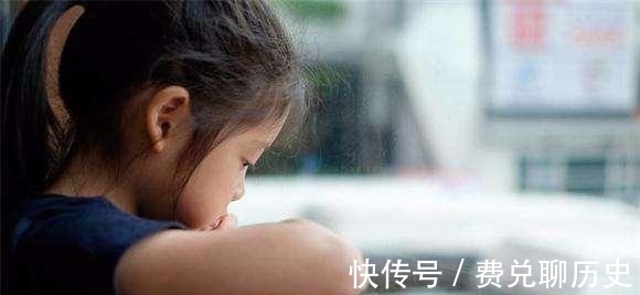 二胎家庭|二胎家庭中,为什么往往老大更懂事?了解原因后很心疼他