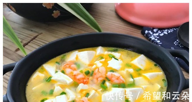 香葱|夏天，多吃豆腐少吃肉，7种豆腐好吃的做法，不同口味换着吃！
