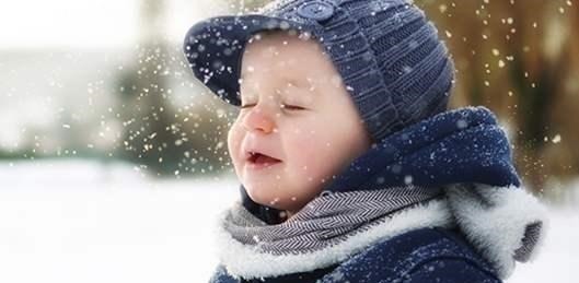 衣物|宝宝冷不冷,宝妈不要凭直觉,这2个部位凉才说明宝宝真的冷