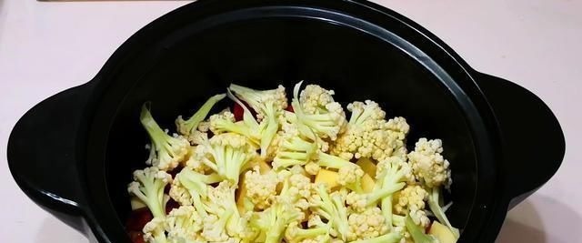 午饭我用它代餐,一个月下来,腰身细了,赘肉没了,好吃又顶饱