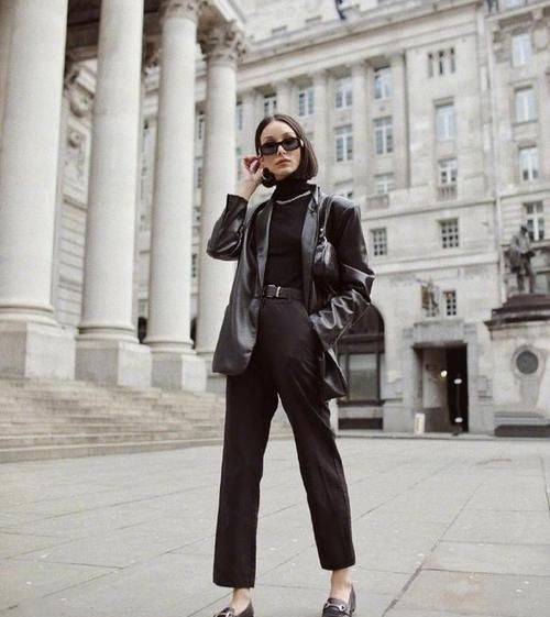 “英伦风尚”太难搭?只因你不会穿,跟着时髦精这样穿,洋气高级