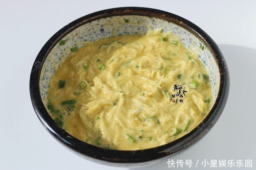  土豆|土豆如此做，柔软香嫩，是菜又是饭，快手早餐，它是首选