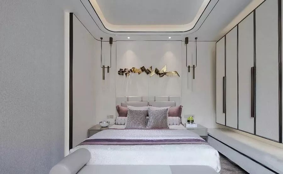 利用率|还在买衣柜现在流行“挖墙”装衣橱!