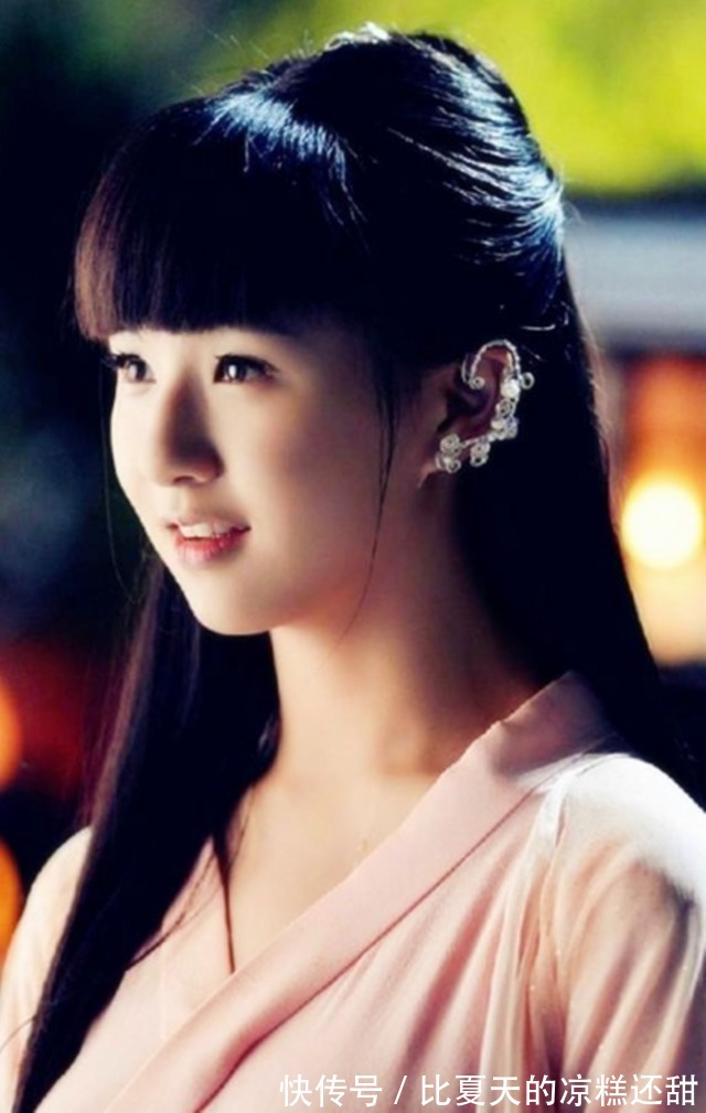 子服&《聊斋志异》中最诡异的一个女子,不知为何这个姑娘总是面带笑意