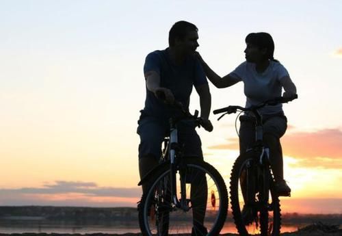 产后夫妻分房睡真的好吗? 这几点影响, 很多宝妈并没有放在心上