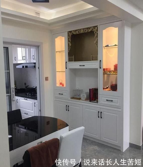 电视机关|新房装修,老公不顾反对贴灰色瓷砖,做黑色电视墙,完工后很大气