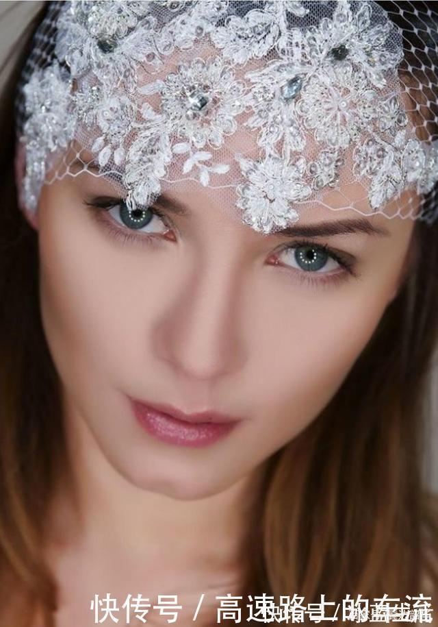 雍正@现代时尚设计师的灵感很多都来源于雍正《十二美人图》,不信你看