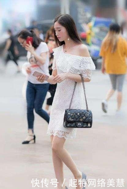 打扮|墨镜美女出街一身黑色打扮,长得美还低调什么?