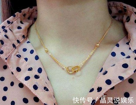 项链|你还在戴黄金项链吗快摘下来吧，别再错了，看完快告诉家里人