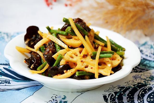 蛋丝|初秋滋养脾胃去湿气,从这几道食谱开始,肠胃调理顺畅才好进补