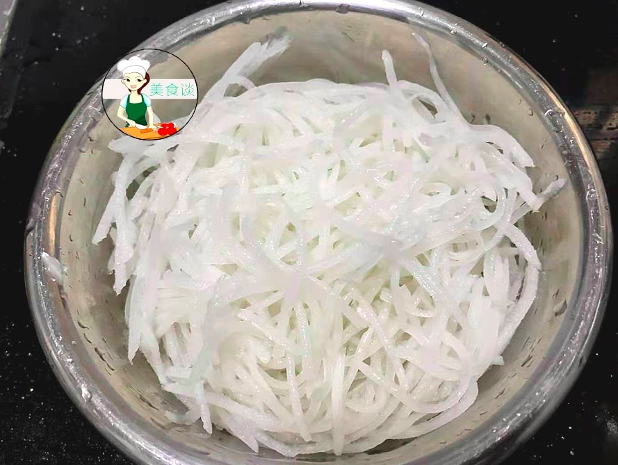 冷天真|42岁小姨的轻断食晚餐,在朋友圈火了,网友自律的人,想胖都难