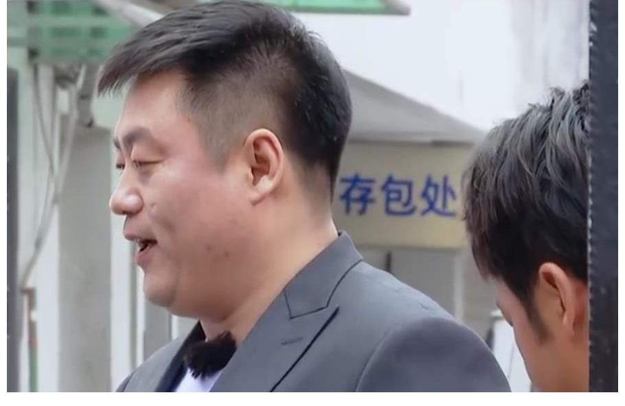 保安|宋晓峰被角色“憋”成真磕巴？录节目对门口保安举动一般人做不来