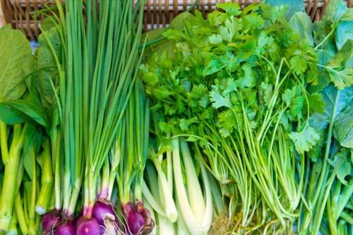 袋子|香菜放进袋子里,保存一年没问题,颜色翠绿不发黄,新鲜不变味