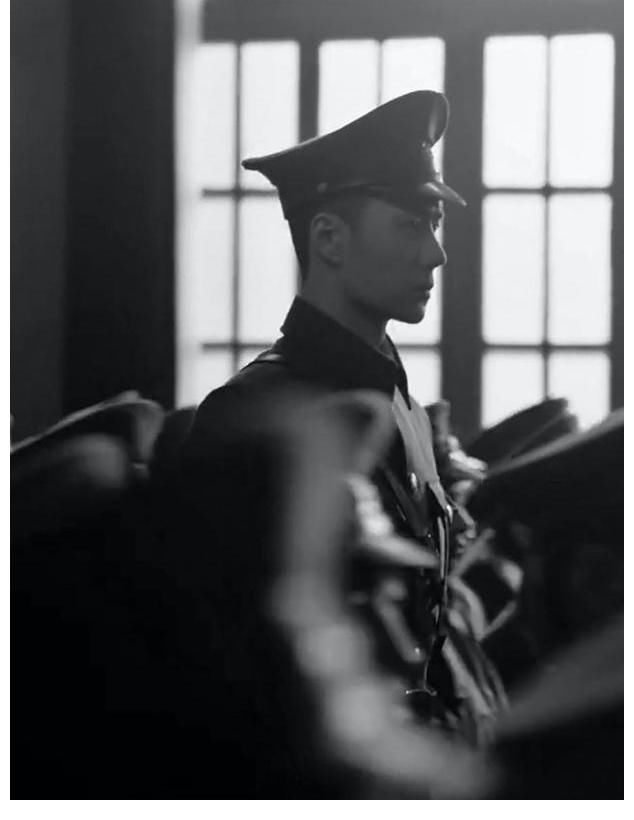 毛主席|《抉择》播出，王一博表演张弛有度大获好评