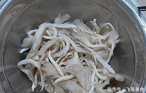 青椒|天然“泻药”找到了,每天炒一盘,排出黑宿便,越吃越瘦