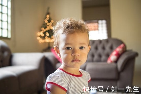 用作人|楚辞女孩取名起名字:好听古风女孩楚辞名字