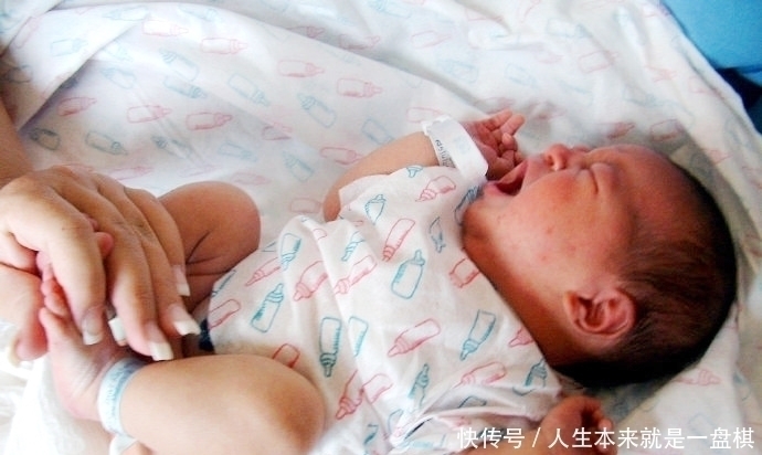 误区|4个母乳喂养误区,新手妈妈早了解,母乳路上不掉坑不坑娃