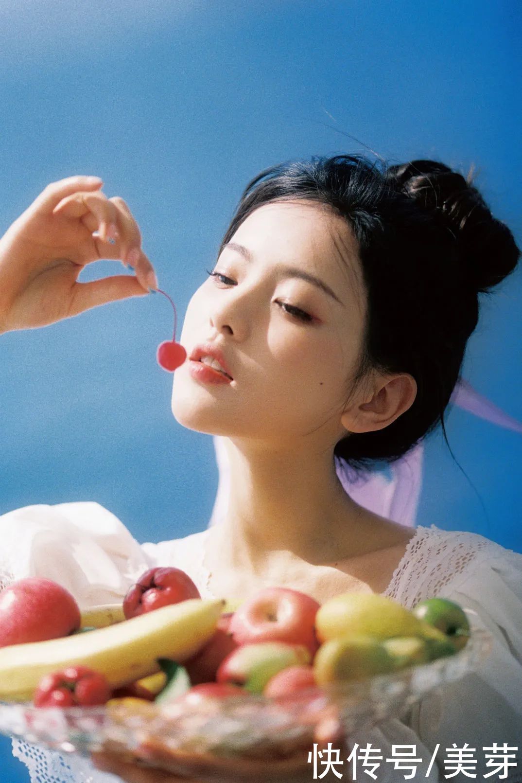 宝藏女孩|00后输了，这届95后小花也太会穿了吧