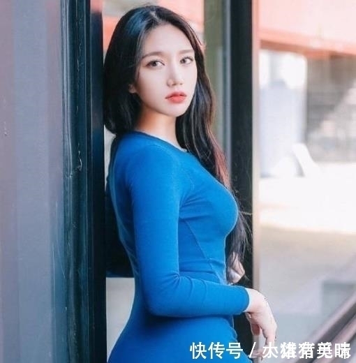 长相甜美的小姐姐,气质轻松凸显,更显时尚靓丽的形象