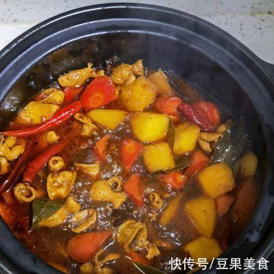红烧肥肠|红烧肥肠比卖的还好吃，简单易做味道棒