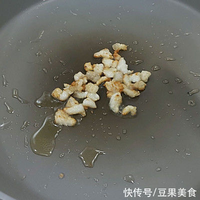 大厨不会告诉你的不放油的_麻辣包菜丝小窍门