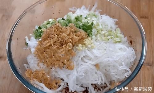 初冬,吃白菜红薯不如吃它,锅中一烙,外酥里嫩,当成主食,太好吃了