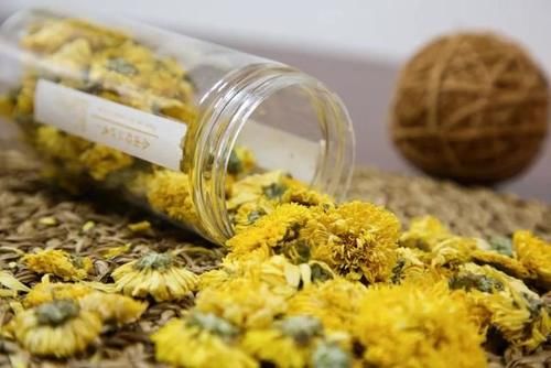 含有|经常失眠的人尽量不要服用这4类中成药