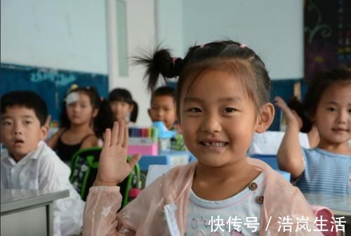 杂费|家长:请停止九年义务教育,网友:你们谁为农村的学生考虑过?