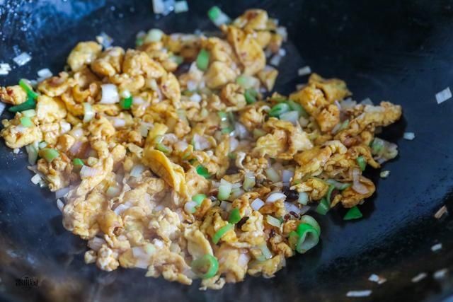  北方人看到这道菜两眼放光，南方人表示：不敢尝试