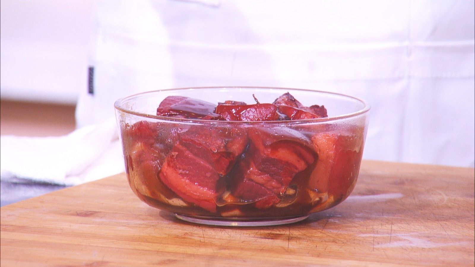 北京卫视《养生厨房》今日菜谱——干锅蒸肉