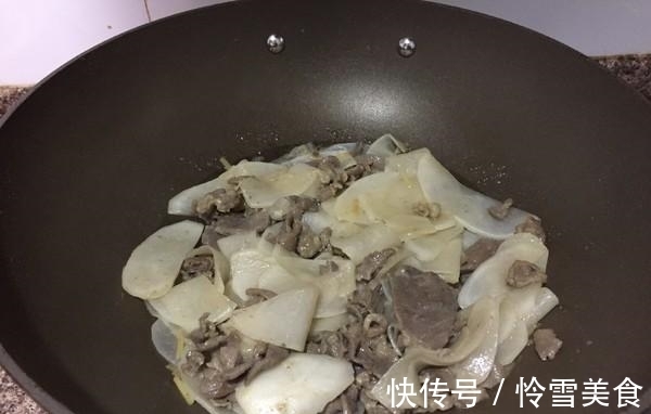 萝卜和它天生一对,谁家都有,好几年也吃不腻,初春就得这样吃!