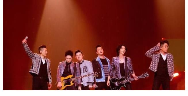 披荆斩棘的哥哥：一群人的狂欢，一代人的怀旧