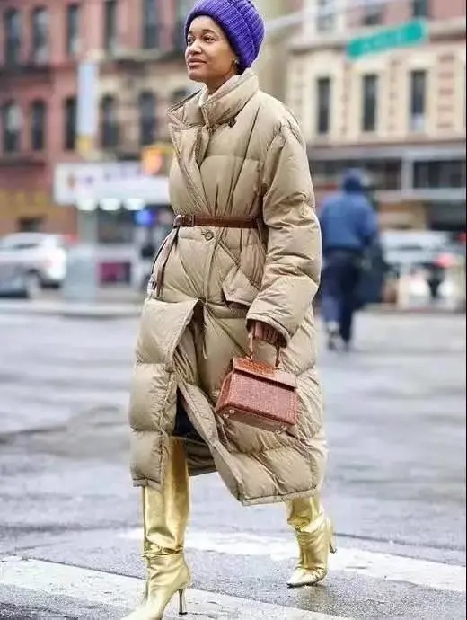 这些穿法, 让羽绒服更时尚