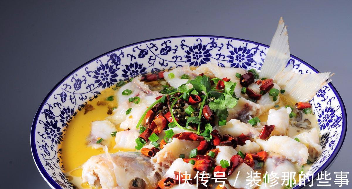 酸菜鱼|单位食堂伙夫哥教我的酸菜鱼做法,只需几个小技巧,鱼片嫩滑爽口