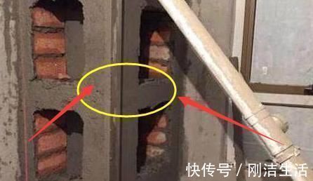 师傅|头一次见师傅这么包下水管，能收纳又好看，后悔家里装早了