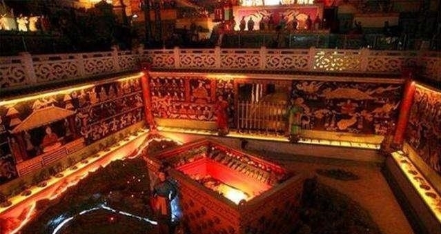 盗墓贼|秦始皇陵中灌入了多少水银?考古学家:看看山顶的石榴树就知道了