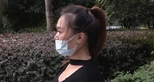 隆胸|姑娘花5万做隆胸,术后躺下胸都快掉到胳肢窝?医院:她自身有问题