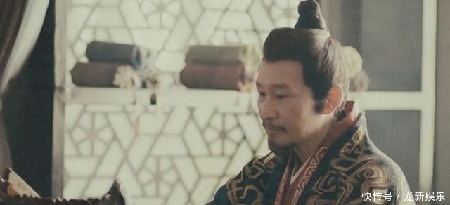 荀彧|曹操派人送给荀彧一食盒，荀彧看后服毒自尽，多年后儿子杀尽曹氏三族