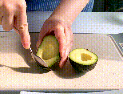 泰式藜麦牛油果沙拉