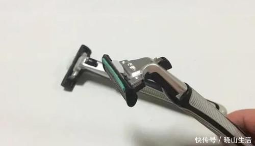 雄性激素|唇毛过于浓密，说明了啥？唇毛会越刮越多吗？很多女性还不自知