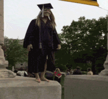 |搞笑趣图:逛完步行街,回到家里的你