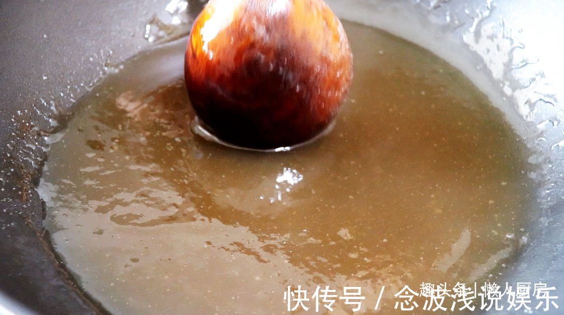 马蹄|这种马蹄糕卖3元多一斤,吃起来软软弹弹,里面脆脆的