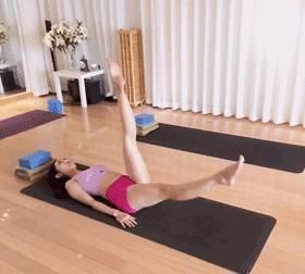 肉肉|坚持这个动作，相当于做了100个俯卧撑，甩掉腹部多余肉肉